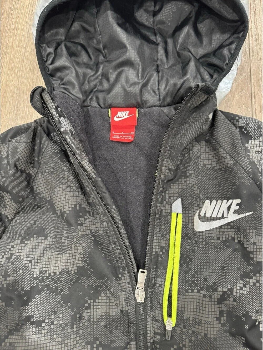 Boys' Nike Ultimate Flash Reflective Jacket Hoodie Coat Size Small